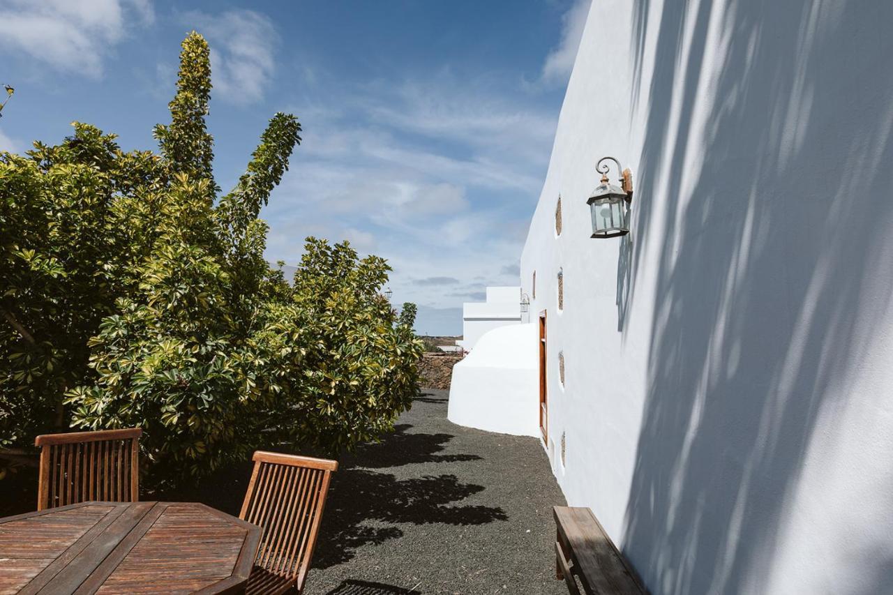 Hotelito Rural Flor De Timanfaya Tinajo Ngoại thất bức ảnh