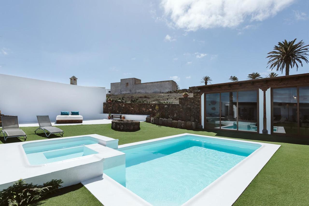 Hotelito Rural Flor De Timanfaya Tinajo Ngoại thất bức ảnh