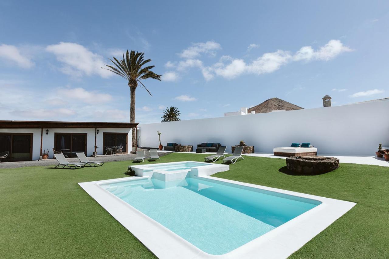 Hotelito Rural Flor De Timanfaya Tinajo Ngoại thất bức ảnh