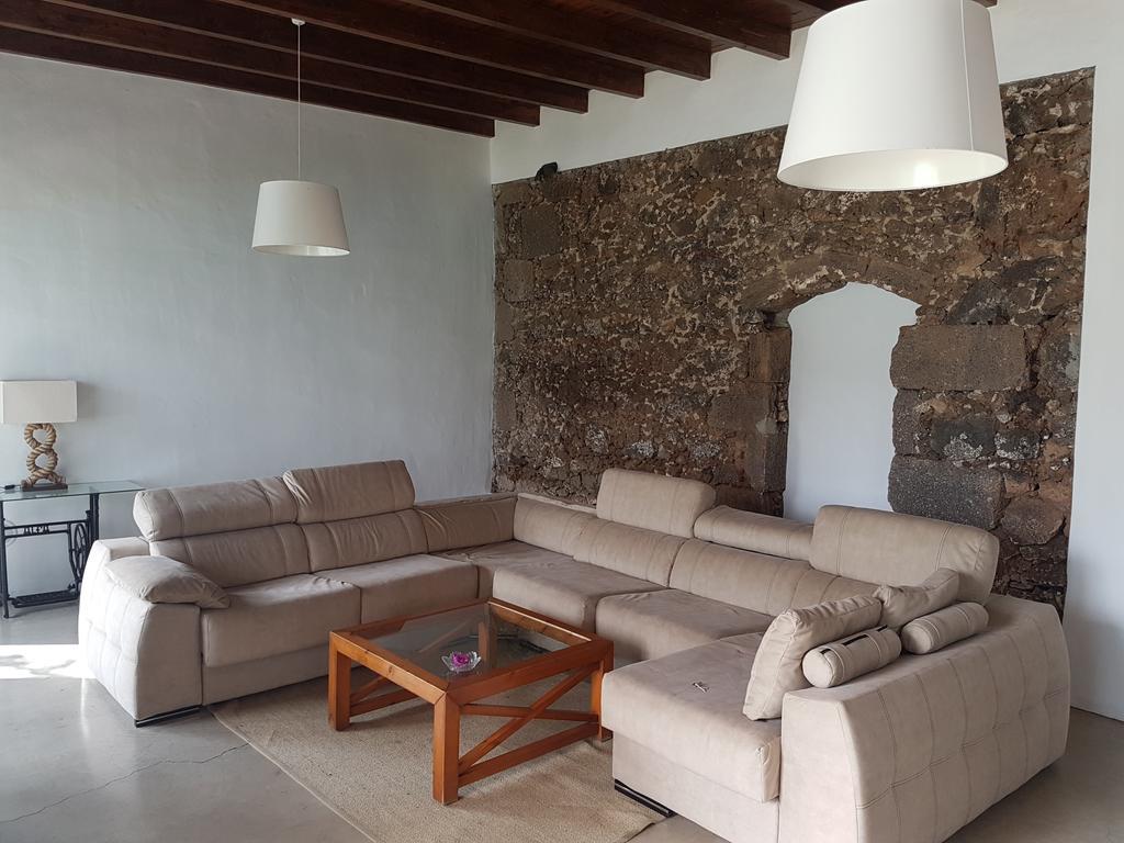 Hotelito Rural Flor De Timanfaya Tinajo Ngoại thất bức ảnh