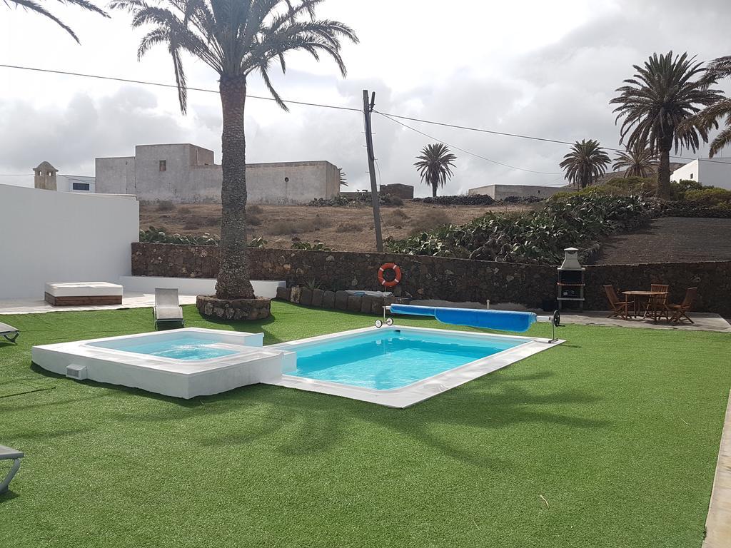 Hotelito Rural Flor De Timanfaya Tinajo Ngoại thất bức ảnh