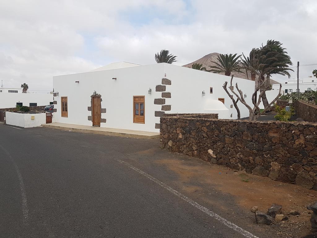 Hotelito Rural Flor De Timanfaya Tinajo Ngoại thất bức ảnh