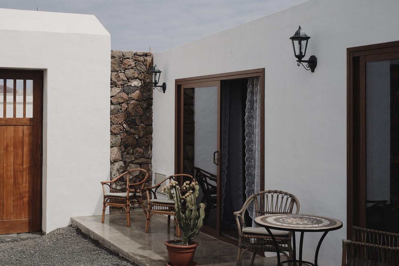 Hotelito Rural Flor De Timanfaya Tinajo Ngoại thất bức ảnh