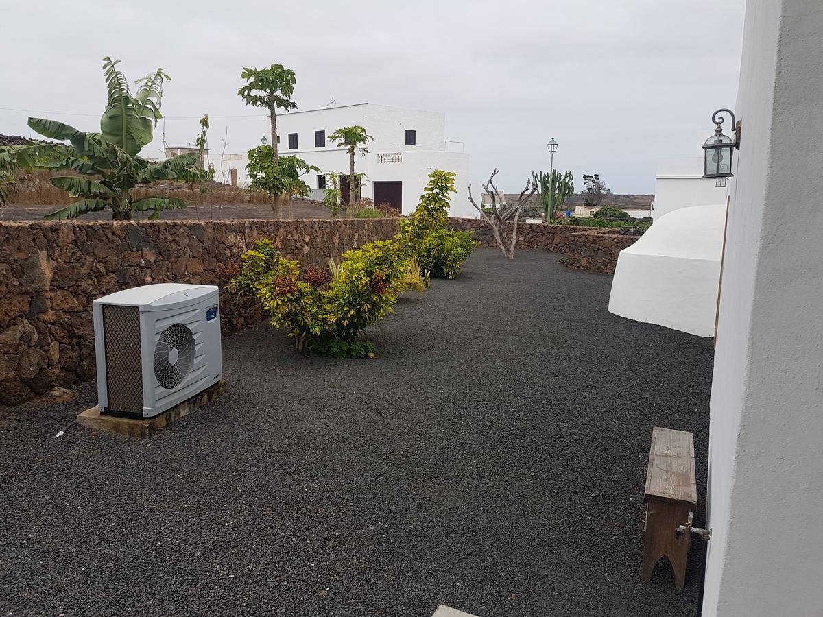 Hotelito Rural Flor De Timanfaya Tinajo Ngoại thất bức ảnh
